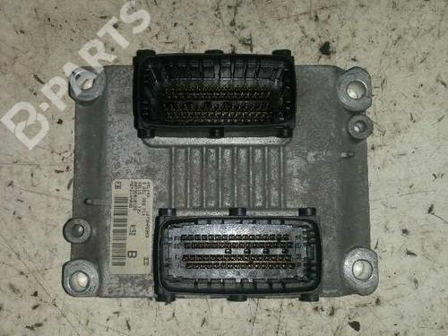 Used Engine control unit (ECU) ALFA ROMEO 147 (937_) 1.6 16V T.SPARK ECO (937.AXA1A, 937.BXA1A) (105 hp) 1303085