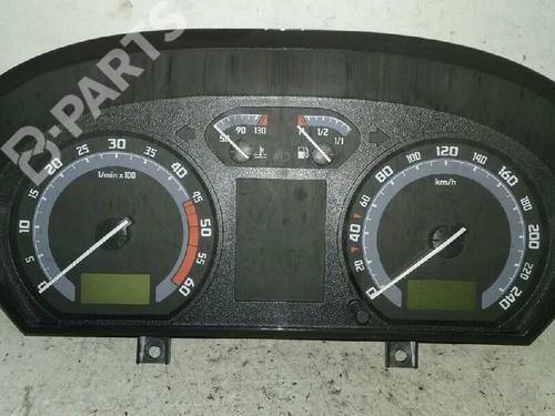 Used Instrument cluster SKODA FABIA I Combi (6Y5) 1.4 TDI (70 hp) 2244410
