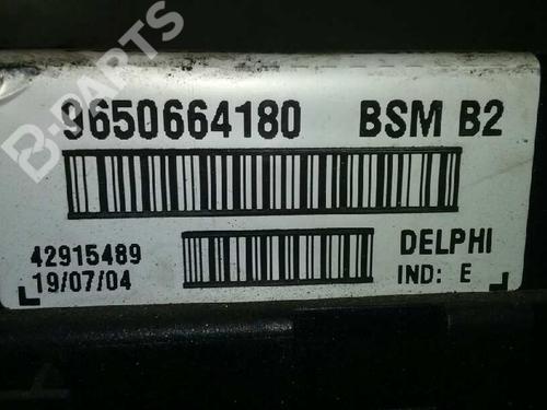 Fuse box PEUGEOT 307 SW (3H) 1.6 HDI 110 | BP2134839E1 