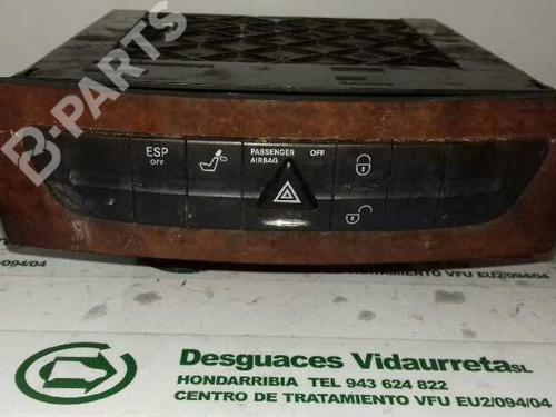 Switch MERCEDES-BENZ E-CLASS (W211) E 280 CDI (211.020) (190 hp) 3686826