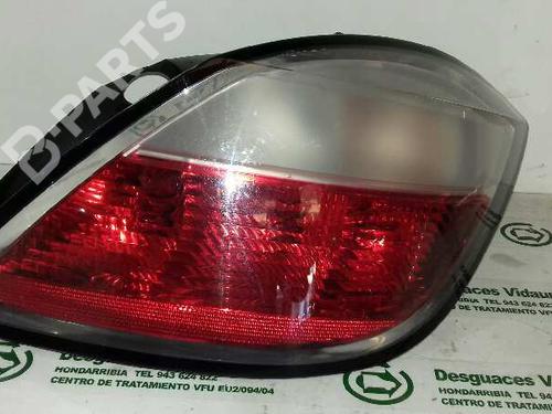 Used Right taillight OPEL ASTRA H (A04) 1.7 CDTI (L48) (100 hp) 1304420