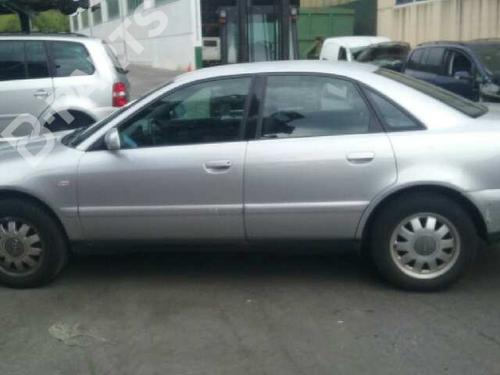 PARAFANGO ANTERIORE DESTRO AUDI A4 Avant (B5) ADR (94>00