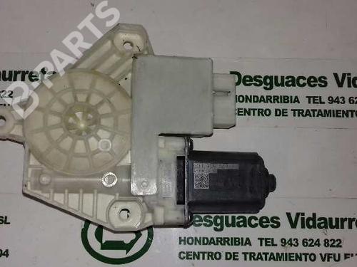 Used Left rear window motor VW GOLF VII (5G1, BQ1, BE1, BE2) [2012-2021]  1528108