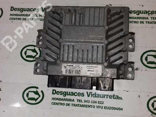 Used Engine control unit (ECU) RENAULT MEGANE II Saloon (LM0/1_) [2003-2025]  1320111
