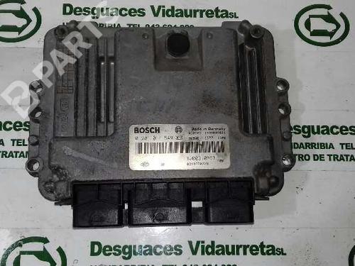 Used Engine control unit (ECU) RENAULT SCÉNIC II (JM0/1_) 1.9 dCi (JM0G, JM12, JM1G, JM2C) (120 hp) 1869575