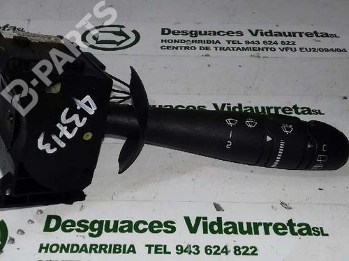 Used Steering column stalk RENAULT LAGUNA II Grandtour (KG0/1_) 1.9 dCi (KG0G) (120 hp) 2137450