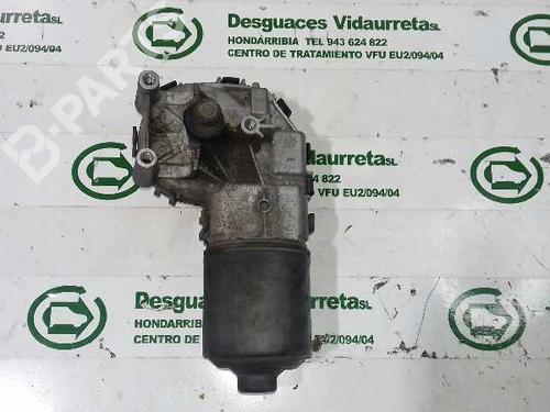Used Front wiper motor FORD MONDEO III Turnier (BWY) 2.0 TDCi (130 hp) 1317589