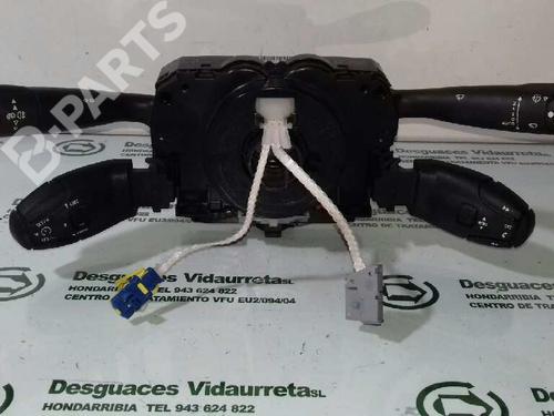 Used Steering column stalk PEUGEOT 308 SW I (4E_, 4H_) 1.6 HDi (114 hp) 2134702