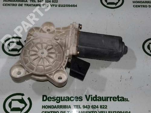 Used Right front window motor MERCEDES-BENZ C-CLASS (W203) C 180 Kompressor (203.046) (143 hp) 2134424