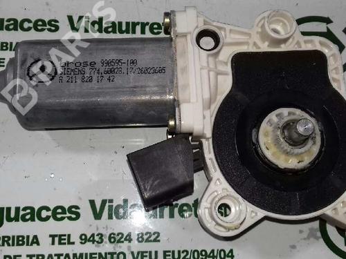 Right front window motor MERCEDES-BENZ C-CLASS (W203) C 180 Kompressor (203.046) | BP2134424E20 