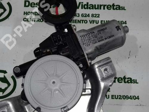 Front right window mechanism TOYOTA YARIS (_P9_) 1.4 D-4D (NLP90_, NLP90R) | BP1528192C23 