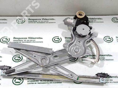 Used Front left window mechanism TOYOTA YARIS (_P9_) 1.4 D-4D (NLP90_, NLP90R) (90 hp) 1528193