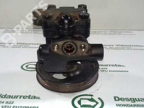 Used Steering pump HYUNDAI H-1 / STAREX Bus (A1) 2.5 TCi (99 hp) 1305572