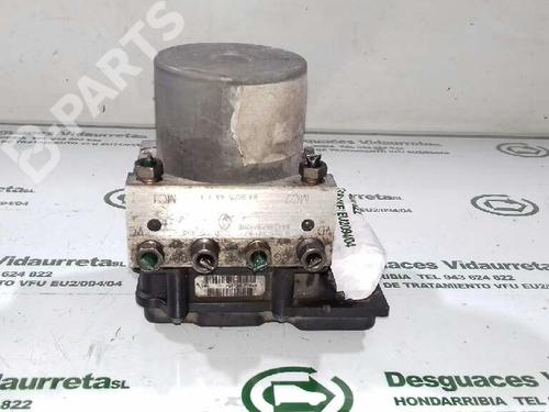 Used ABS pump RENAULT MEGANE II Coupé-Cabriolet (EM0/1_) 1.6 16V (112 hp) 2507609