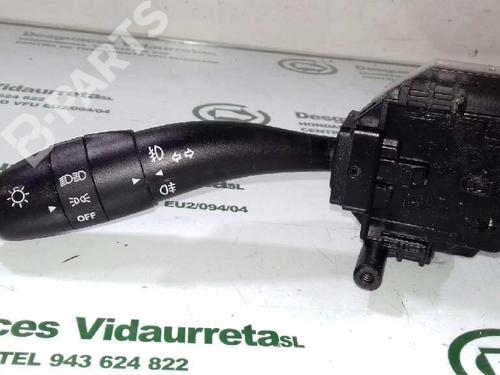 Used Headlight switch HYUNDAI i30 (FD) 1.4 (105 hp) 2993025