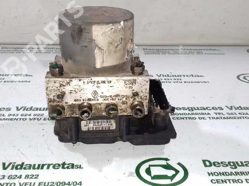 Used ABS pump RENAULT SCÉNIC II (JM0/1_) 1.5 dCi (JM02, JM13) (101 hp) 1510653