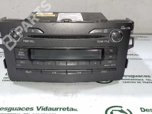 Used Radio TOYOTA AURIS (_E15_) 1.4 (ZZE150_, ZZE150R) (97 hp) 2007885
