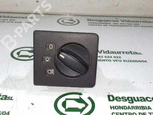 Used Headlight switch CITROËN JUMPER I Bus (230P) 2.5 D (86 hp) 1737659