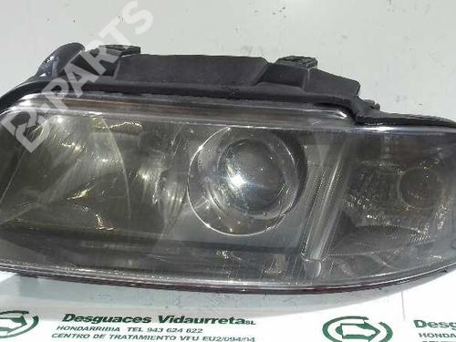 Lyskaster venstre AUDI A4 B5 Avant (8D5) 2.5 TDI (150 hp) 1306445