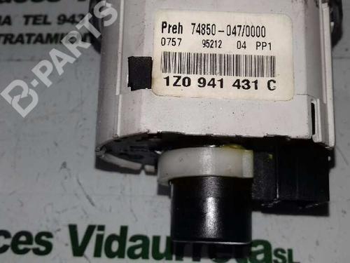 Headlight switch SKODA OCTAVIA II (1Z3)  | BP2134386I24 