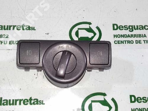 Headlight switch VW PHAETON (3D1, 3D2, 3D3, 3D4, 3D6, 3D7, 3D8, 3D9) 3.0 V6 TDI 4motion (224 hp) 3D0941531 | 04053412