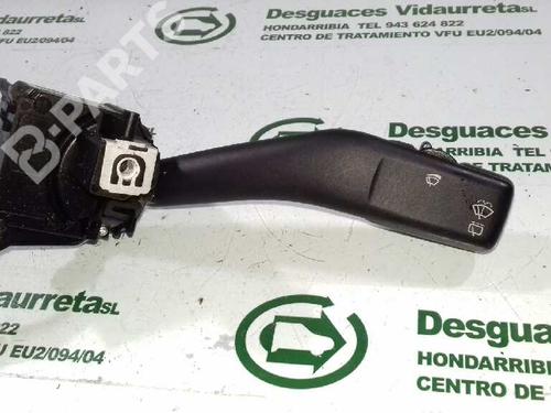 Used Steering column stalk SEAT LEON (1P1) 1.9 TDI (105 hp) 1519175