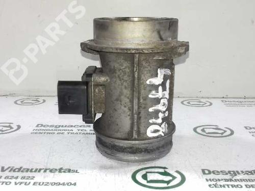 Used Mass air flow sensor VW PASSAT B5.5 Variant (3B6) 2.5 TDI (150 hp) 2137452