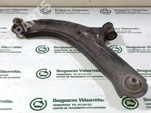 Used Left front suspension arm RENAULT CLIO III (BR0/1, CR0/1) 1.2 16V (BR02, BR0J, BR11, CR02, CR0J, CR11) (75 hp) 1935981