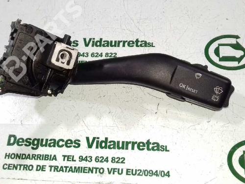 Used Steering column stalk SEAT LEON (1P1) 1.9 TDI (105 hp) 1573258