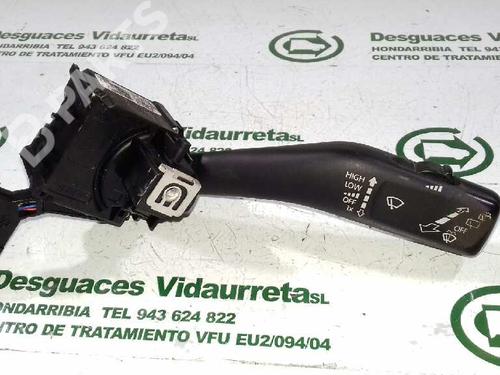 Used Steering column stalk VW GOLF V (1K1) 2.0 TDI 16V 4motion (140 hp) 2137538