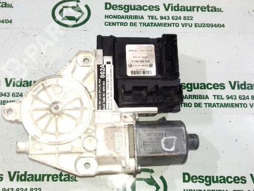 Used Right front window motor AUDI A3 (8P1) 2.0 FSI (150 hp) 1797912