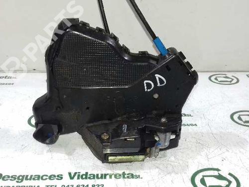 Used Front right lock TOYOTA AVENSIS Saloon (_T25_) 2.0 D-4D (CDT250_, CDT250R) (116 hp) 2304929