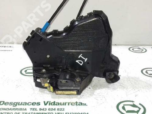 Used Front left lock TOYOTA AVENSIS Saloon (_T25_) 2.0 D-4D (CDT250_, CDT250R) (116 hp) 2304927