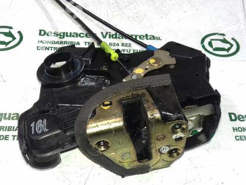 Front left lock TOYOTA AVENSIS Saloon (_T25_) 2.0 D-4D (CDT250_, CDT250R) | BP2304927C98 
