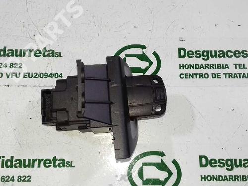 Used Ignition barrel BMW 1 (E87) 118 d (143 hp) 1977132