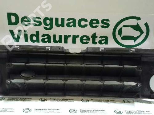 Grille LAND ROVER DISCOVERY III (L319) 2.7 TD 4x4 | BP1936253C40 