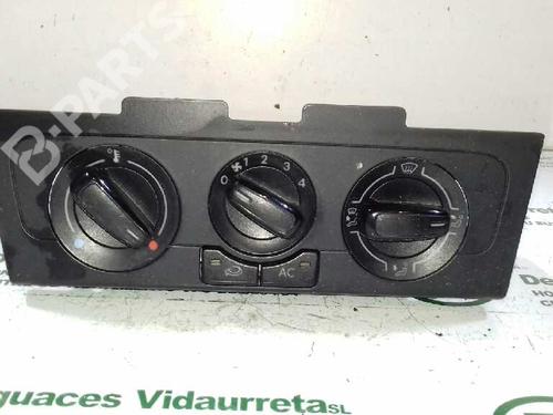 Used Climate control VW POLO V (6R1, 6C1) 1.2 TSI (90 hp) 1937161