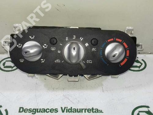 Used Climate control RENAULT TWINGO II (CN0_) 1.5 dCi (CN0E) (64 hp) 1958743