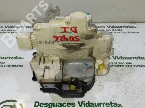 Fechadura frente esquerda AUDI A4 B7 Avant (8ED) 2.0 TDI (140 hp) 8E1837015AA