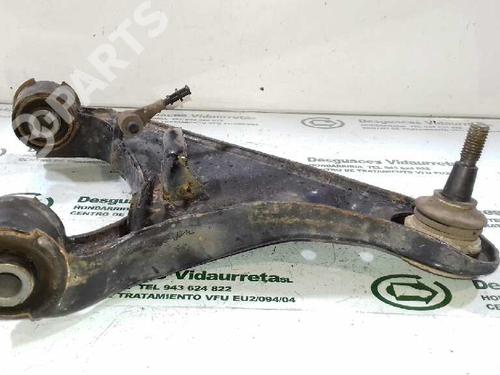 Right front suspension arm LAND ROVER DISCOVERY III (L319) 2.7 TD 4x4 | BP2522335M13