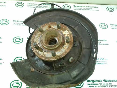Used Right rear steering knuckle LAND ROVER DISCOVERY III (L319) 2.7 TD 4x4 (190 hp) 2522337