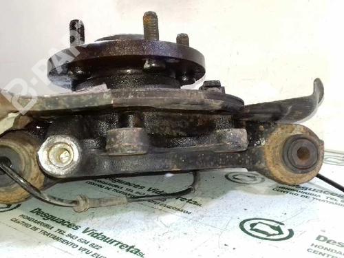 Left rear steering knuckle LAND ROVER DISCOVERY III (L319) 2.7 TD 4x4 | BP2522338M27 
