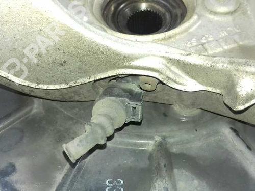 Left front steering knuckle VW PASSAT B6 (3C2) 2.0 TDI 16V | BP2510326M25 