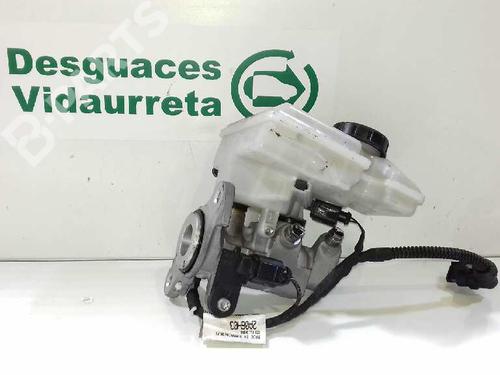 Hovedbremsecylinder VW TOURAN (5T1) 2.0 TDI (150 hp) 2591273
