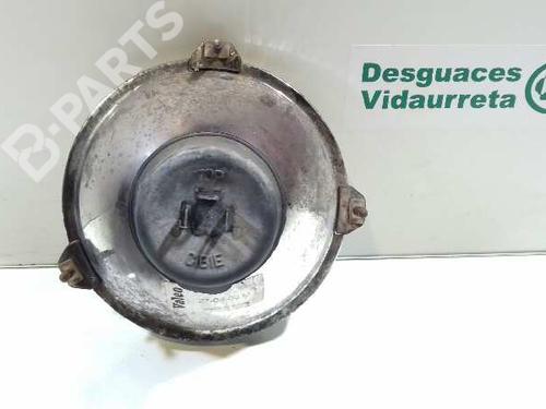 Used Right headlight NISSAN VANETTE Van (_C22) 2.0 D (C22, GC22) (67 hp) 2552458