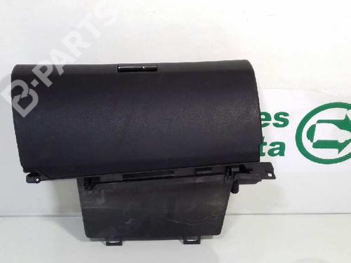 Used Glove box MERCEDES-BENZ A-CLASS (W169) A 150 (169.031, 169.331) (95 hp) 2674161