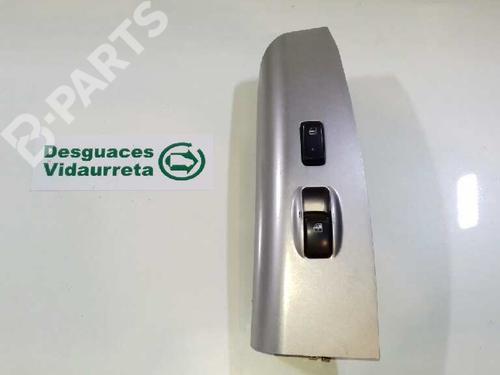 Used Right front window switch KIA SPORTAGE II (JE_, KM_) [2004-2011]  2724451