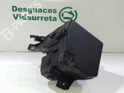 Used Fuse box TOYOTA YARIS (_P9_) [2005-2014]  2712171