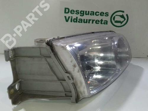 Right headlight HYUNDAI H-1 Van (A1) 2.5 TD BP3139422C29