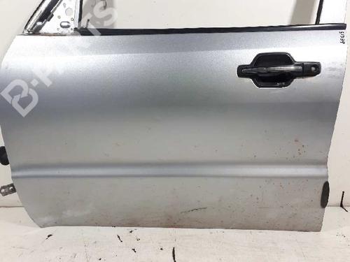 Used Left front door MITSUBISHI PAJERO III (V7_W, V6_W) 3.2 Di-D (V68W) (160 hp) 2552445